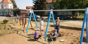 Rekonstrukce dětského hřiště 2015